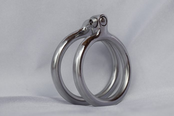 The image shows the cock rings as we tell in the article how to use a cock ring